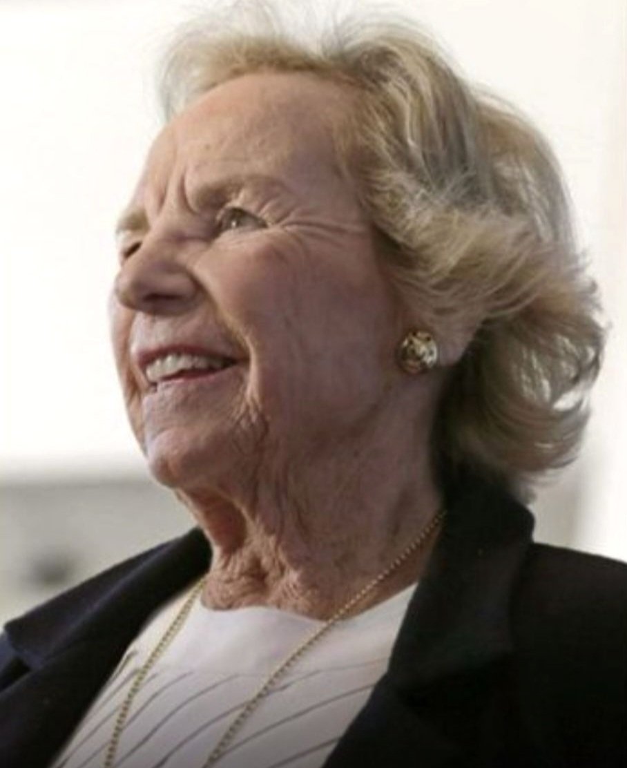 Yesterday I joined the Skakel Kennedy family in celebrating Ethel Skakel Kennedy: a proud Irish American and life long social justice and civil rights advocate. The day was joyful, sad, funny, and reverent; emblematic of the woman and her family. Nì bheidh a leithèid arìs ann