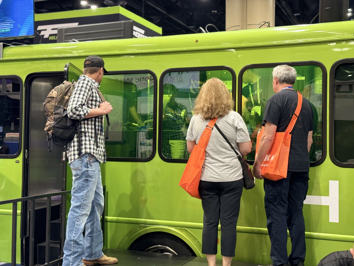 Theoincofficial's tweet image. ✨Unveiling the star of the show - our #THEO bus for the first time🚍
And we would like to thank the bus modifier, Vanworx,  for completing a difficult task perfectly!!!👍🏻
Find us at the #Fabtech West hall this afternoon!
#Maxphotonics #laserwelding #lasercleaning #laser #welding