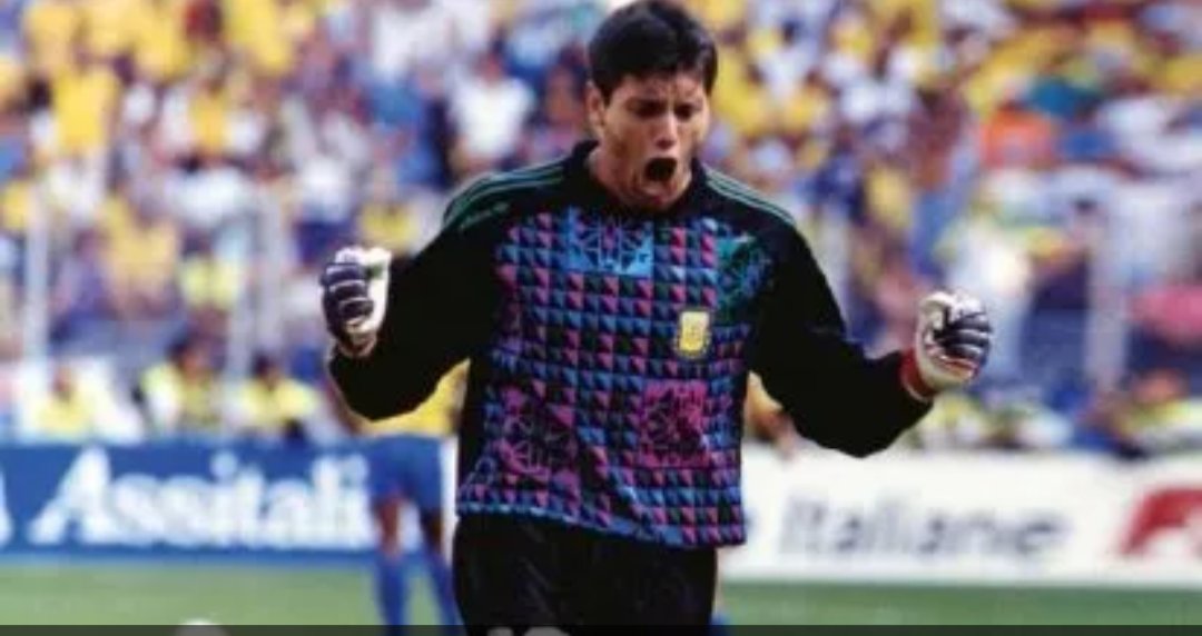 #17DeOctubre  

Un día muy especial!!!

El 17 de octubre de 1963 nació el ex futbolista argentino Sergio Goycochea, ex arquero de la Selección. Fue héroe en el Mundial de Italia 90, cuando en las semifinales atajó dos penales para el pase de Argentina a la final.