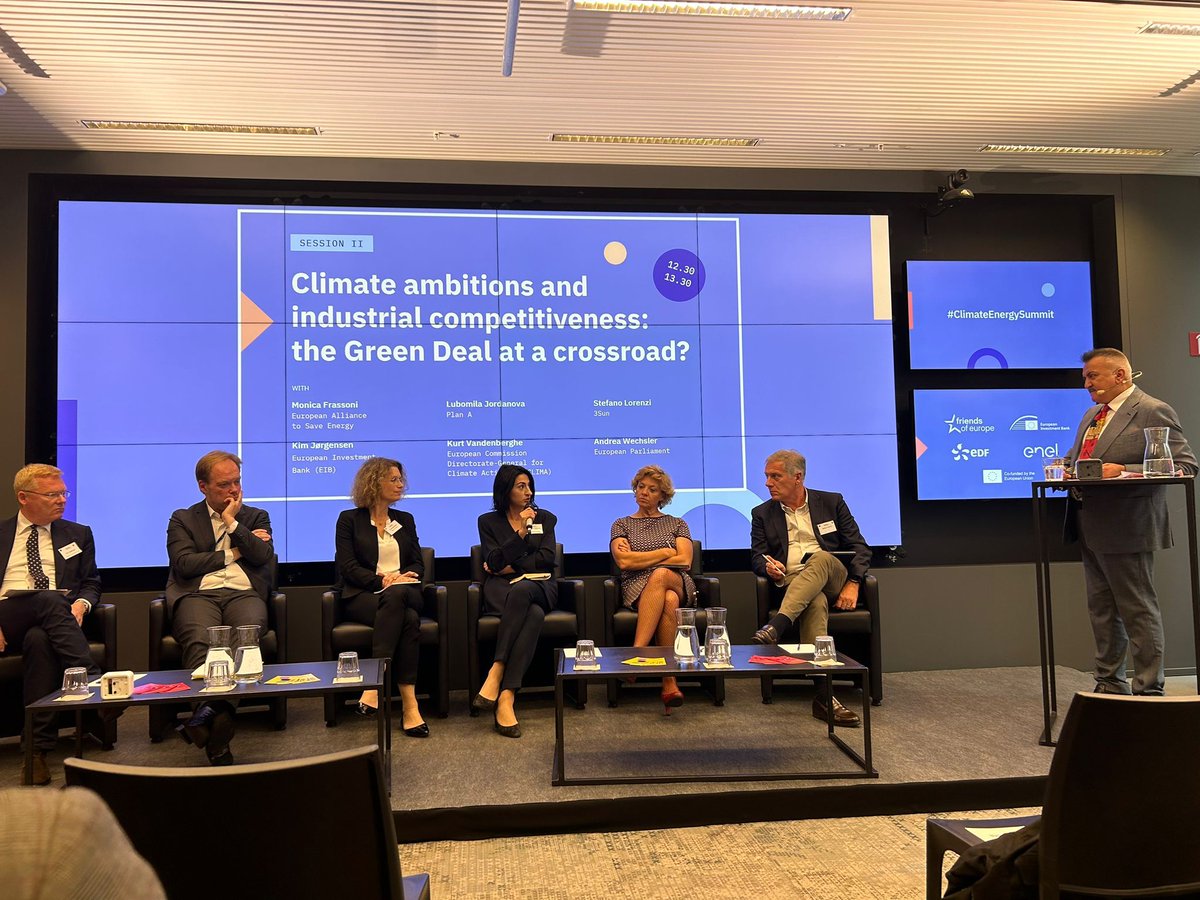 European Alliance to Save Energy (@euase) on Twitter photo 🙌Big thanks to <a href="/FriendsofEurope/">Friends of Europe</a> and Dharmendra Kanani for inviting <a href="/monicafrassoni/">Monica Frassoni</a> to discuss #EnergyEfficiency .
She stressed its vital role in reducing energy prices and guiding investment for a sustainable future. 🌱⚡
Let’s keep pushing for the clean energy transition! 🌿 🙌Big thanks to <a href="/FriendsofEurope/">Friends of Europe</a> and Dharmendra Kanani for inviting <a href="/monicafrassoni/">Monica Frassoni</a> to discuss #EnergyEfficiency .
She stressed its vital role in reducing energy prices and guiding investment for a sustainable future. 🌱⚡
Let’s keep pushing for the clean energy transition! 🌿