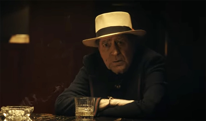 revista_efeeme's tweet photo. #JoaquínSabina acaba de estrena “Un último vals”, nueva canción con un videoclip dirigido por Fernando León de Aranoa. Una canción de despedida https://t.co/ILyYc83tnC https://t.co/vSo4kkiMLg