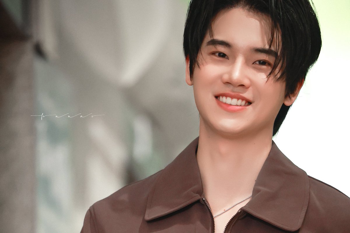 yyyyinft's tweet photo. 𝟮𝟰.𝟭𝟬.𝟭𝟳

-เมื่อไหนจะตัดผม🥹-ตัดแล้ว😉✌🏻

#JACKANDJOKERxFANDOMLIVE
EFM X JACK AND JOKER
#yinyin_anw @yinyin_anw https://t.co/BGV3BGObHJ
