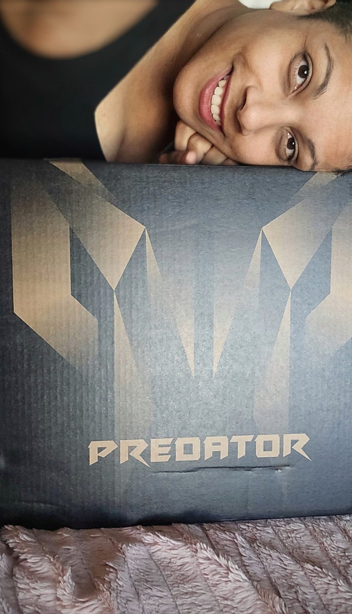 TheLady_Bast's tweet photo. New laptop received!

One session with me and you'll be as obsessed as my other subs 

A $3,000 laptop or tip will seem like the bare minimum gift I deserve after you become enthralled by me 

You can't help but fall for my smile
You want to be the reason I smile 
Ante up https://t.co/7fBGWickqr