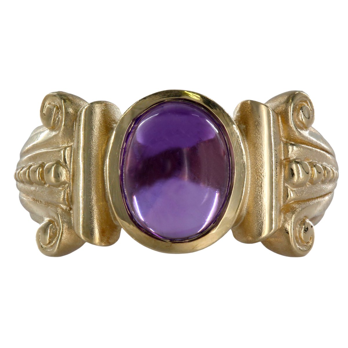 777Jewelry's tweet photo. Stunning 14K Yellow Gold Amethyst Cabochon Cocktail Ring! 💜✨ 2 Ctw Amethyst, vintage-inspired design, matte-finish band. Price: $799.99 #777Jewelry https://t.co/hSlvh014Xz