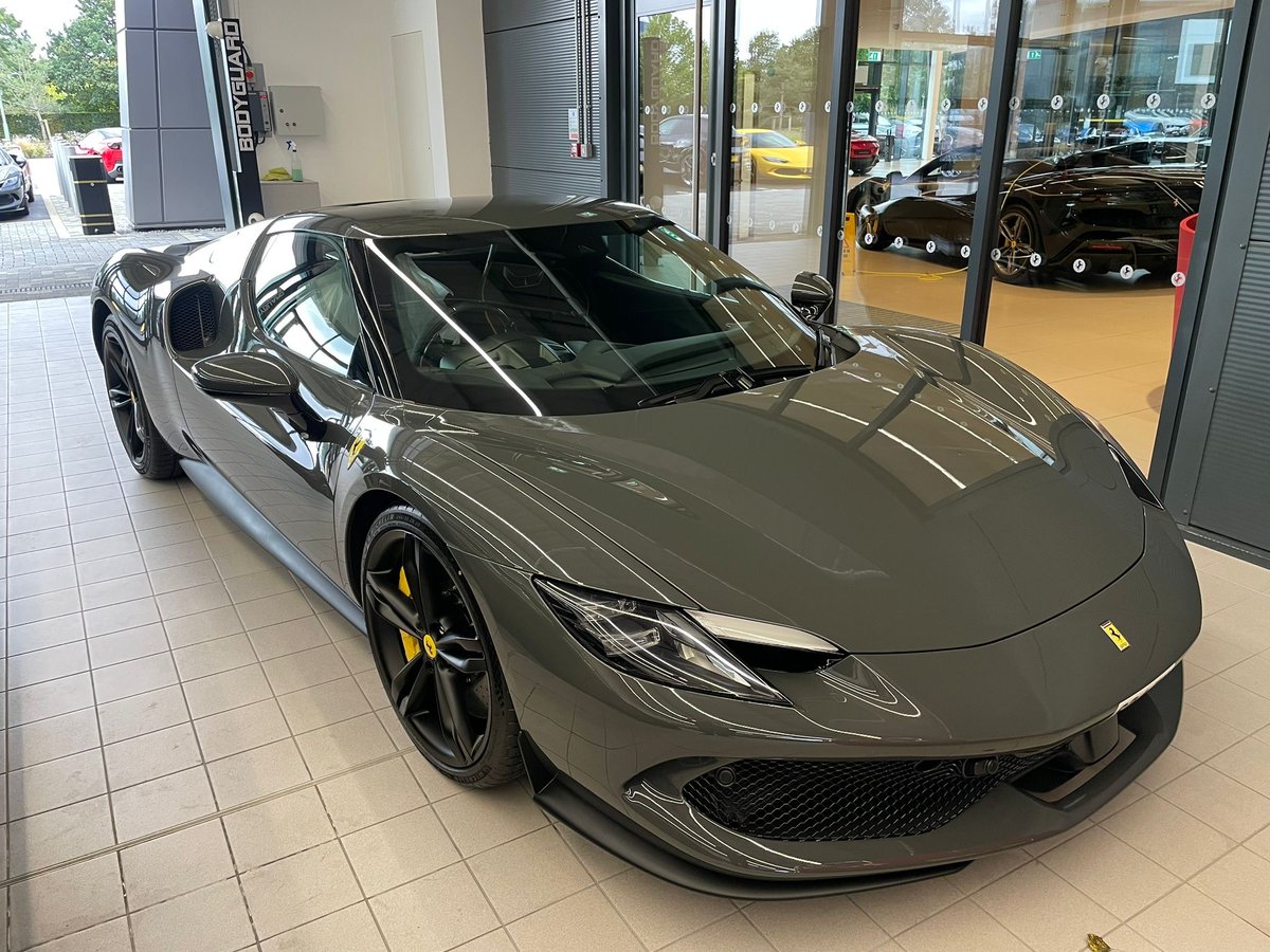 OracleCFinance's tweet image. #FundedByOracle
Inspired by the Dino, there is certainly nothing tame about the &apos;every day&apos; Ferrari in the line-up.

Congratulations on your stunning Ferrari 296 GTB and thank you for choosing Oracle Finance.
#Ferrari 
We are a credit broker not a lender: oracle.bz/FindOutMore