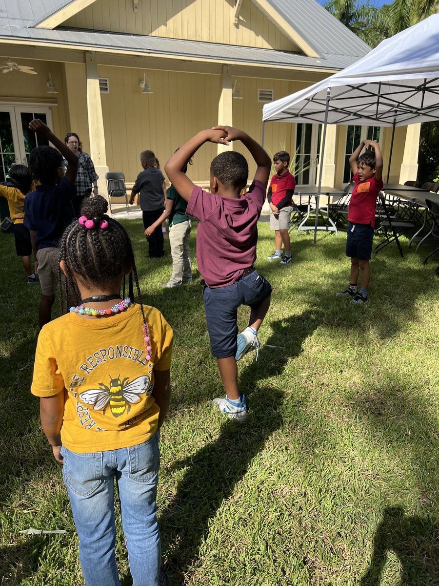 Andrea Monroe tweet media