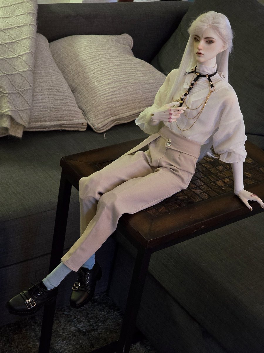luxcafess's tweet photo. Got a new outfit for my boy so he will be a bit more manageable to move around 😭💖
I love it so much https://t.co/d9m62rOCwW