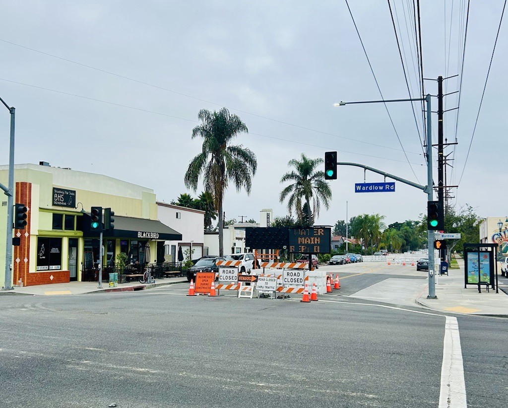 🔔 UPDATE 🔔 Orange Avenue (between Wardlow Road and Bixby Road) will open to traffic before the end of the day on Friday, October 18, 2024 🎉 Our Long Beach Utilities team has been working night and day to repair the water main break, restore the road pavement, and remind