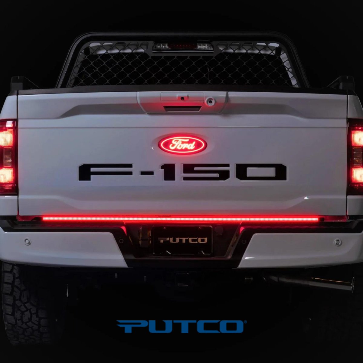 LineKustoms's tweet image. Light up your truck with Putco’s Freedom Blade.
It features turn signal options in amber or red, an industry-exclusive startup sequence, and a scanning turn signal. Available in 48″, 60″ sizes, the 60″ version boasts up to 1,296 LEDs