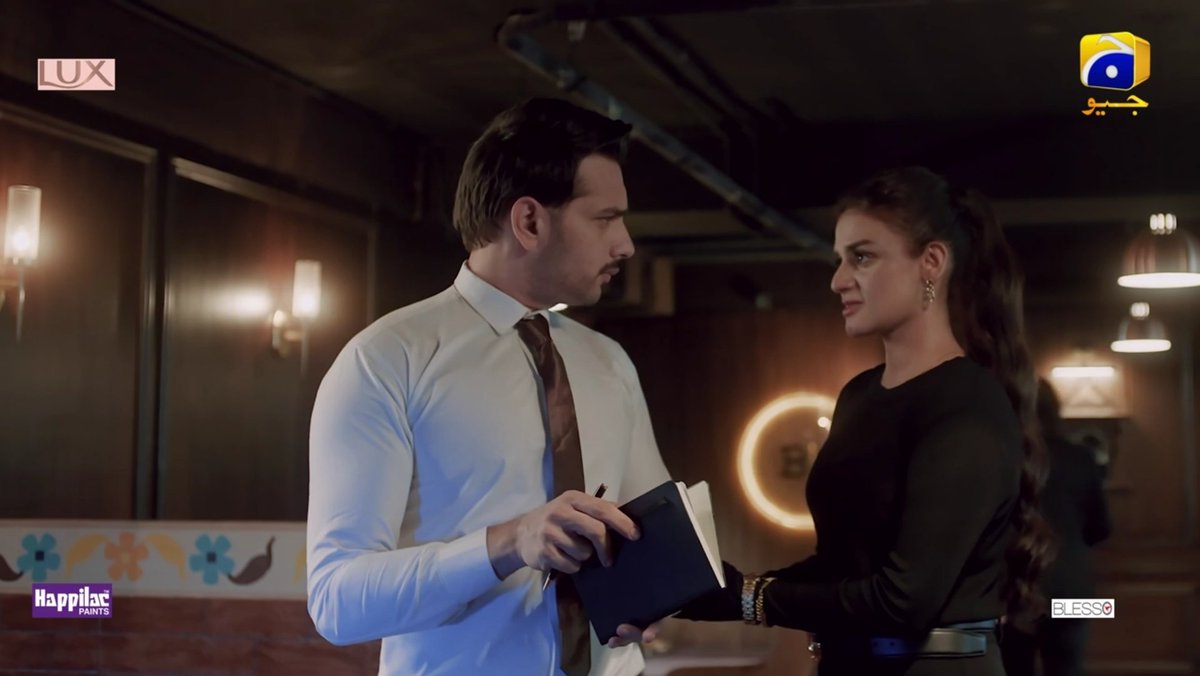 Humsha looks good with both the handsome boys 🤏😭😍❤️
#WahajAli #HiraMani #UsamaKhan
#SunnMereDil