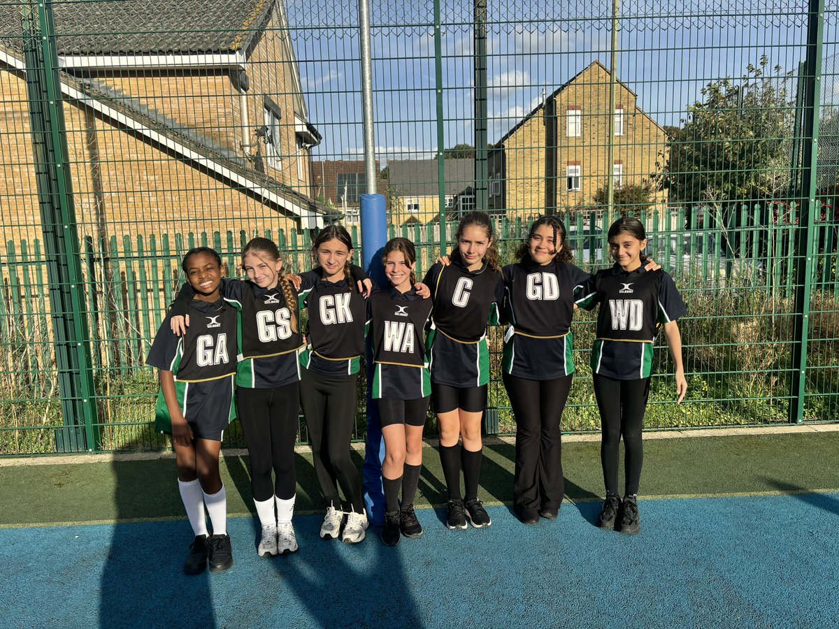 StAndrewTA tweet media