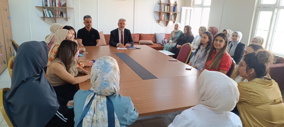 Bigep projesi kapsamında şube müdürümüz Sayın Ahmet YALÇIN, Şehit Mustafa Katırlı İlkokuluna yapmış olduğu 
Ziyaretinde öğretmen ve öğrencilerle bir araya geldi.<a href="/ahmetyalcin2005/">Ahmet Yalçin</a> <a href="/sanliurfammem63/">Şanlıurfa İl Milli Eğitim Müdürlüğü</a> <a href="/ASultanoglu63/">Asım SULTANOĞLU</a>
