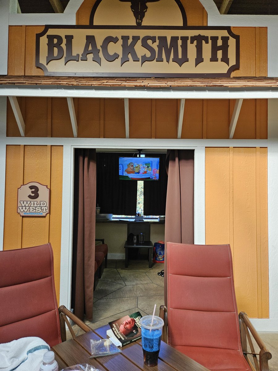 's tweet image. If you can't live like a king for the other 364 days a year, doing it for one is alright.  #OhGoodForMe