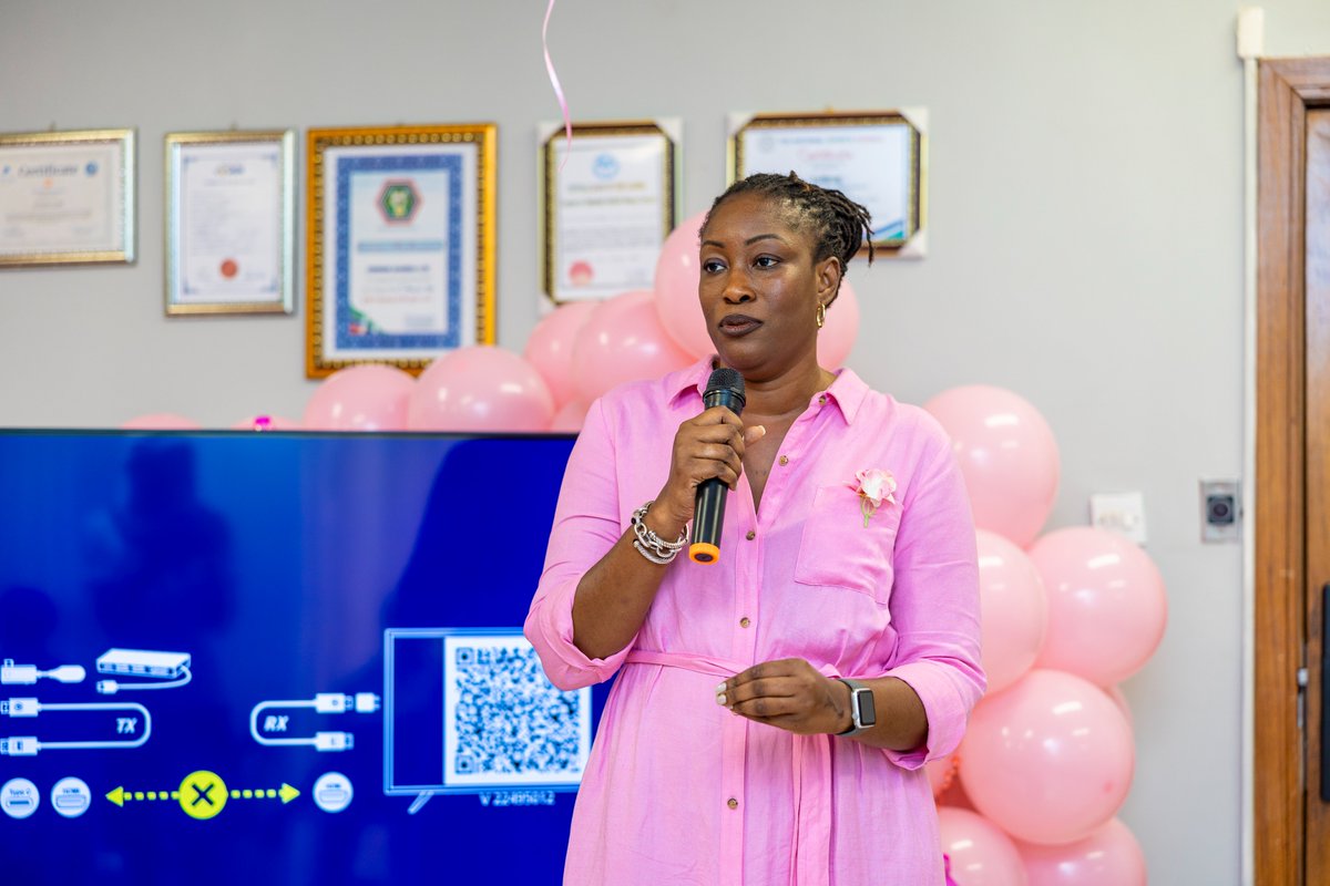 mrcunitgambia's tweet photo. As part of commemorations marking #BreastCancerAwarenessMonth today we collaborated with @ComiumGm to hold a seminar on the disease with their staff.

Promoting early detection through public health awareness is 🔑 to beating cancer!

#Pinktober https://t.co/h4zt9n8I17