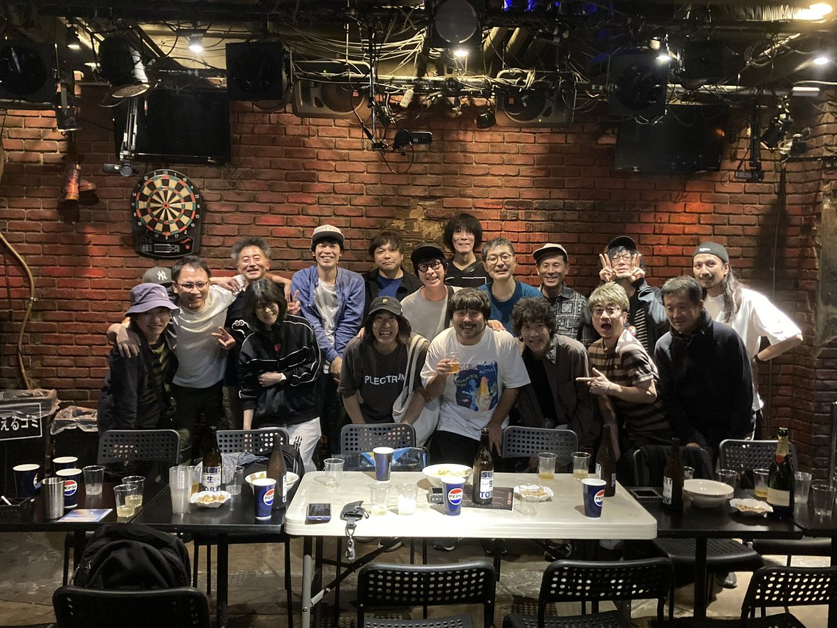 taisuketakata's tweet photo. ひとまず皆様に感謝しかないです‼️
セトリや感想などはまた後日✨
本当にありがとう😭

PLECTRUM tour2024
Education Television
ツアーファイナル
10/17下北沢CLUB Que

藤田顕
タカタタイスケ
森信行
千ヶ崎学

プレクトラムやってて良かった‼️ https://t.co/ui2KSu6OXJ