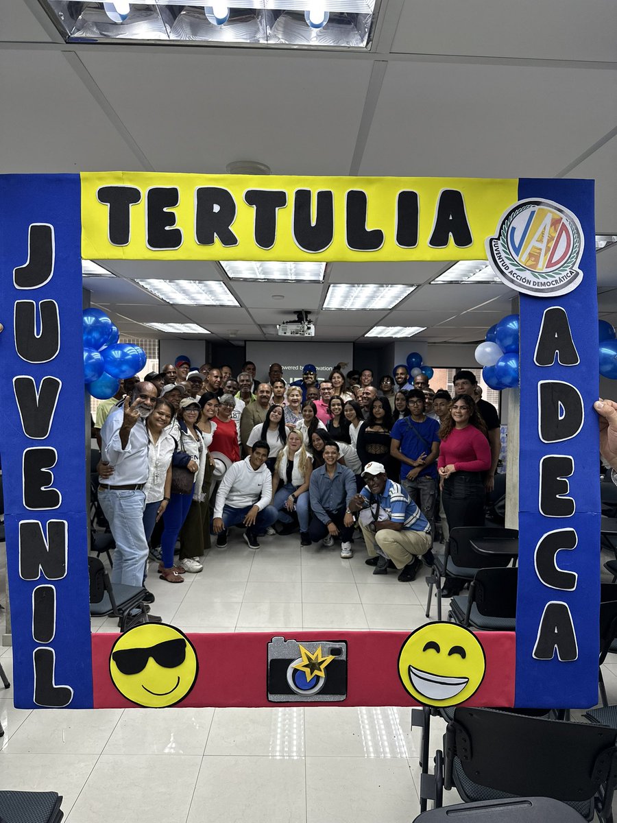 <a href="/anyelithetc/">Anyelith Tamayo</a> @DavidCed13 La Secretaria Nacional de Organización <a href="/mydonascimento/">Myriam Do Nascimento</a>, felicitó a la <a href="/ADJuventudVE_/">JAD Venezuela</a> por la #TertuliADeca con <a href="/Negal_m/">Negal Morales</a>, y expresó que “nuestro Secretario General Nacional <a href="/adbernabe/">Bernabé Gutiérrez</a> nos ha enseñado a respetar a la juventud de #AcciónDemocrática, porque son nuestro tesoro”