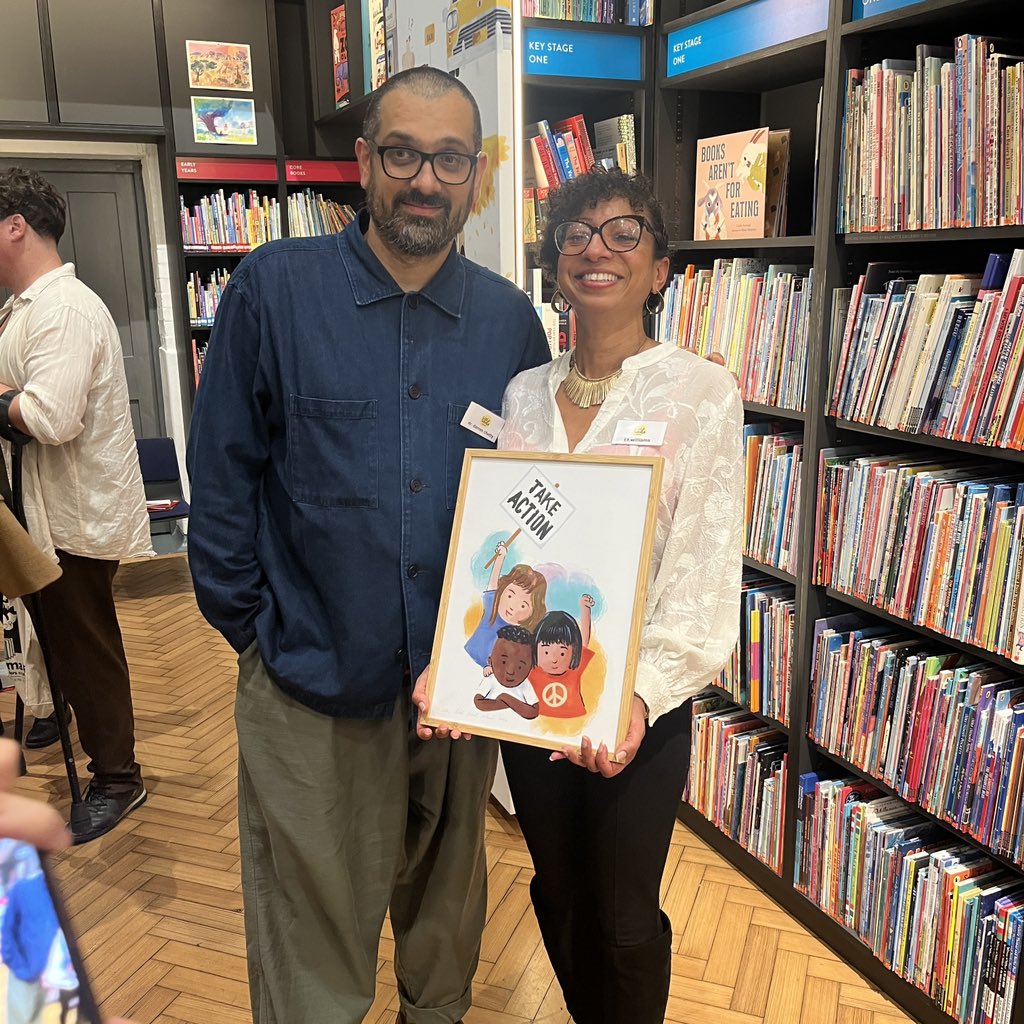 RPPS_Library's tweet image. Thank u @littlerebsprize @clpe1 for a rebel rousing, thought provoking ceremony last night! Huge congrats to Joanna! Great panel led by @rapclassroom with the shortlisted incl. @peachjamcloset @HelenRutterUK #HarryWoodgate #JenReid #YabaBadoe @elisaupsidedown @katerafiqstudio