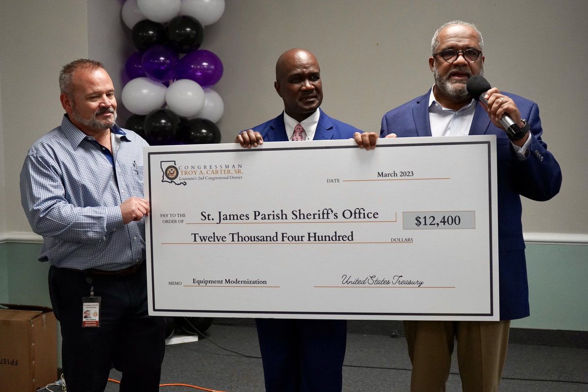 RepTroyCarter's tweet image. I’m committed to making sure every parish in #LA02 receives the resources they need. I was proud to present $70,000 to the @ascensionparish Sheriff’s Office and $12,400 to the @stjamesparishla Sheriff’s Office, both of which I personally selected for #CommunityProjectFunding.…