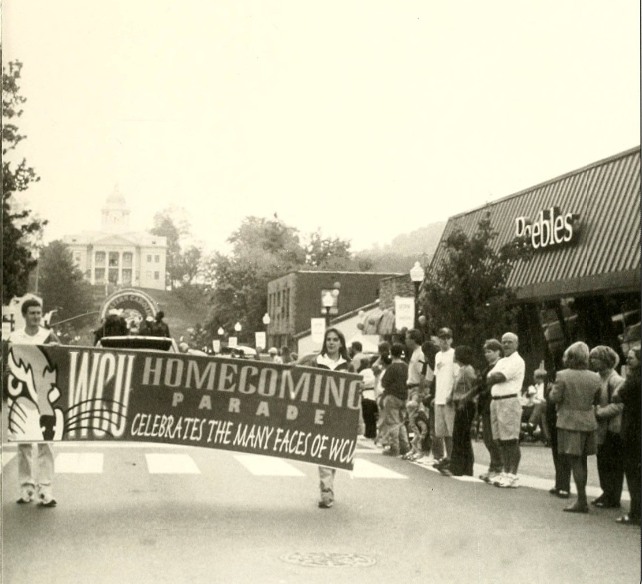 WCU Alumni Association tweet media