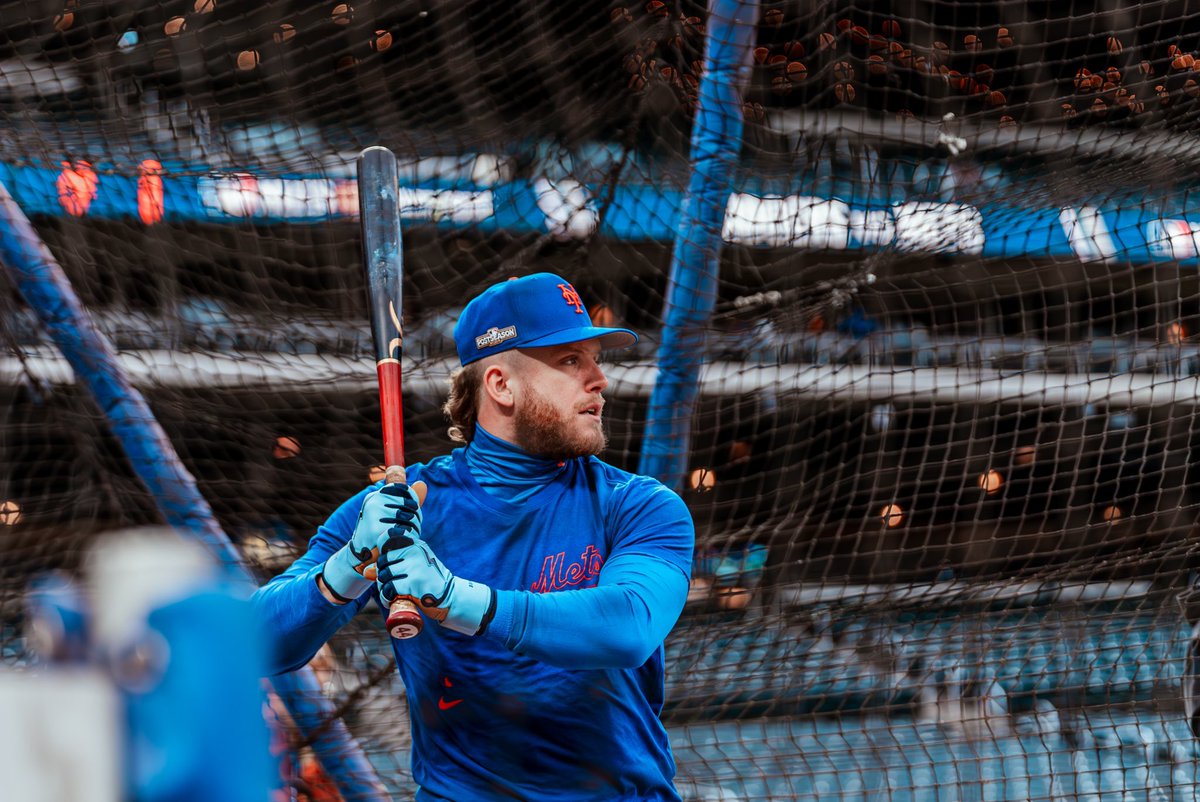Mets's tweet photo. In the cage. #LGM https://t.co/QurdE5yZCU
