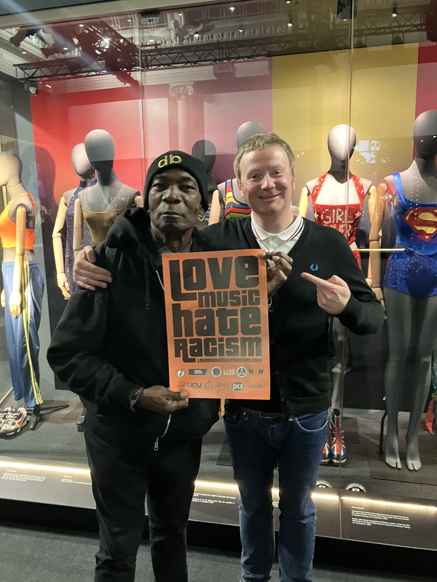deanmcshane123's tweet photo. Amazing night at the Wow event for Rise of 2-tone screening! We held a table for @lmhrnational and it was great to see that so many people will be attending the protest on 26th Oct to stop the Far Right. Get involved or please share! 💚✊🏻✊🏽✊🏿

https://t.co/Y9mD8b48MA https://t.co/E6s3ar76oZ