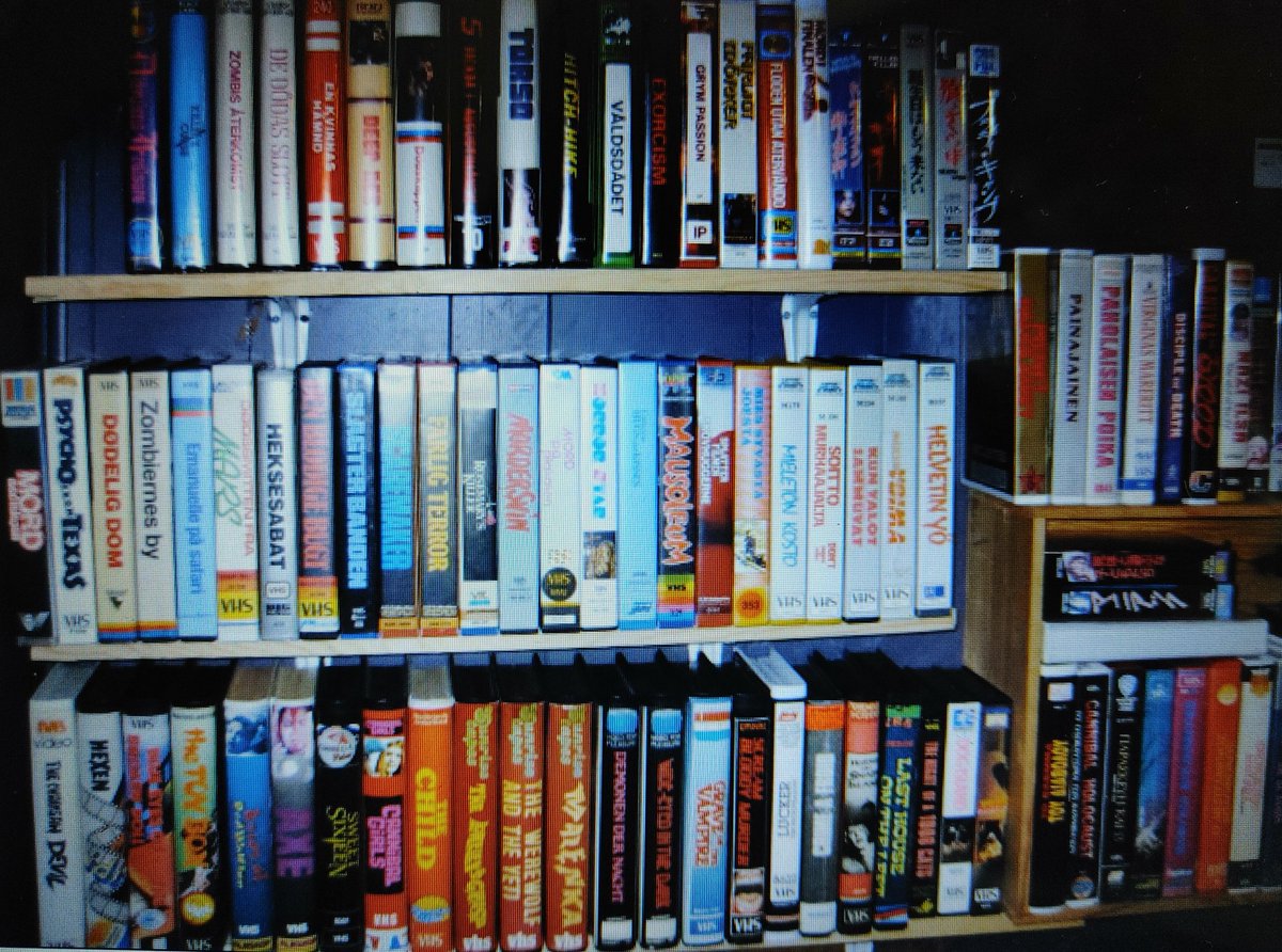 videohunter_1's tweet photo. Throwback collection
#eurohorror #VHS #RareVHS https://t.co/3Oef5V7PGg