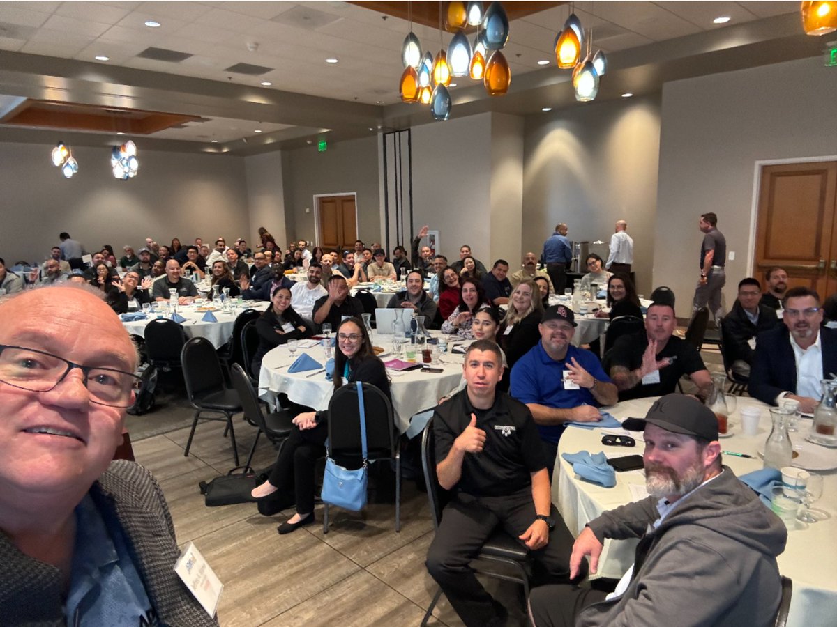 JeffreyAKramer's tweet photo. Had a fantastic time sharing with the APWA Southern California Chapter today, speaking about Time Management with their Public Works Institute and Communication at their Chapter Luncheon.  Thanks for having me! https://t.co/rnFkFd5iTF