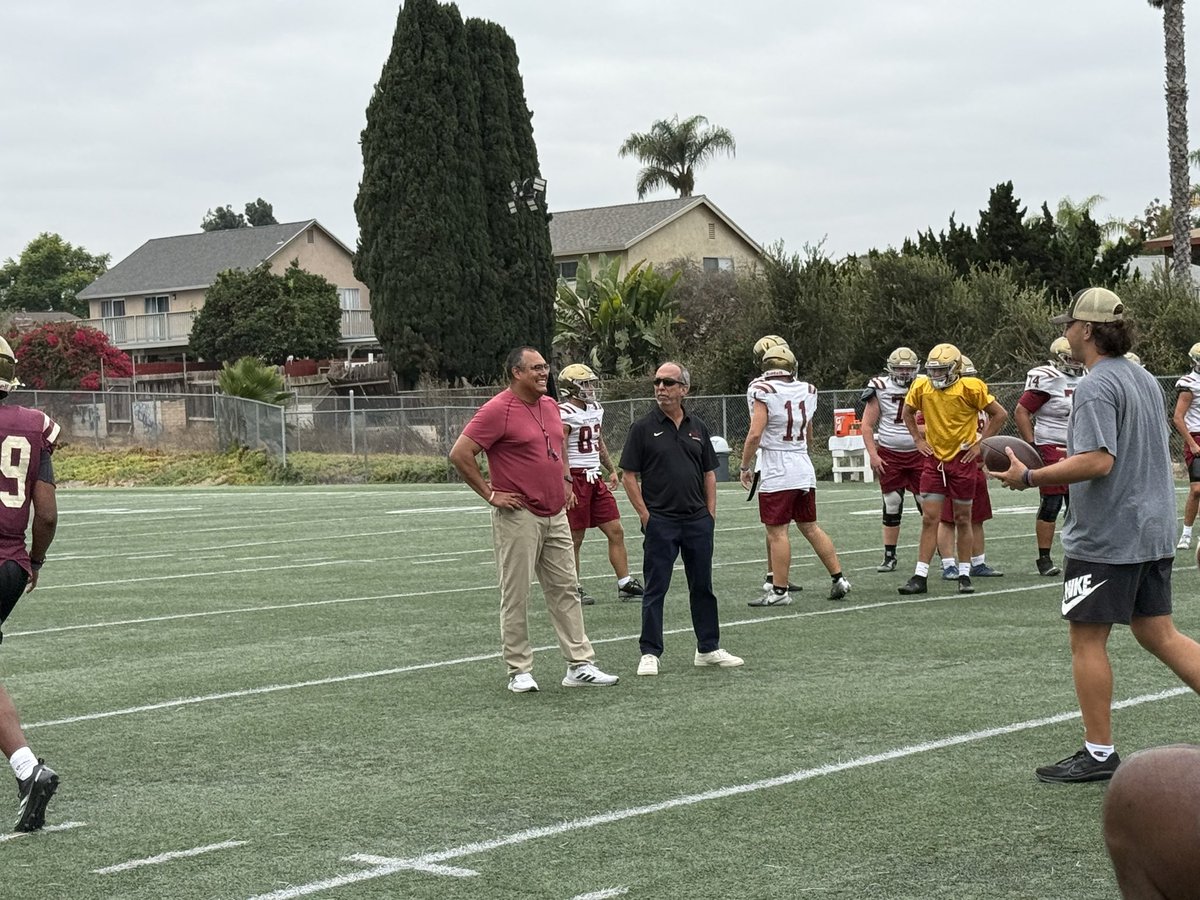 SWCJaguarFB's tweet photo. Your Network is your Networth👈🏽

Our #D1model is built on a holistic approach of providing our student athletes with Networking opportunities outside of football. 

Thank you Gary Kaplan for pouring your knowledge into our guys.

#NuclearEngineering #GoLEFT👈🏽 https://t.co/S27qexwgL2