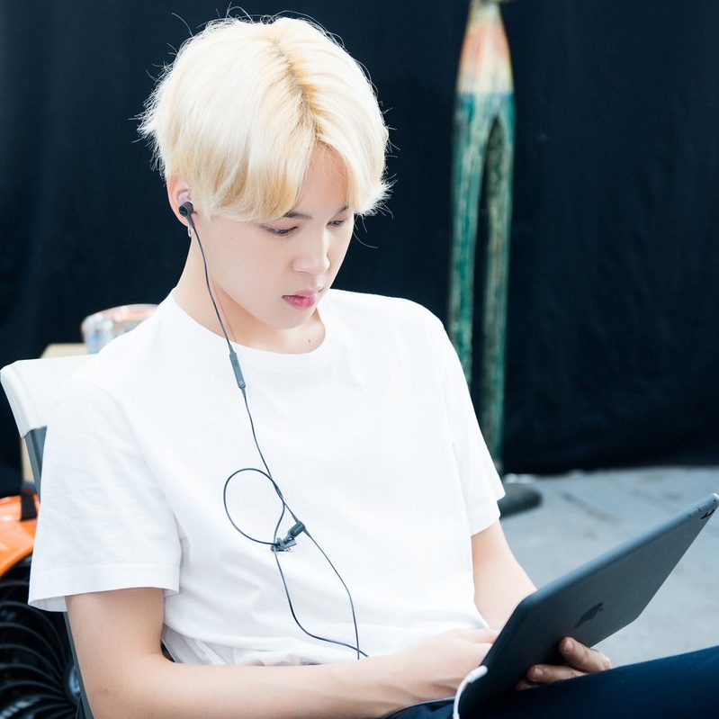 truth_false13's tweet photo. JIMINJIMIN
I vote #JIMIN on Fans Choice Male Category for #2024MAMAVOTE https://t.co/6wwZJCJoqe