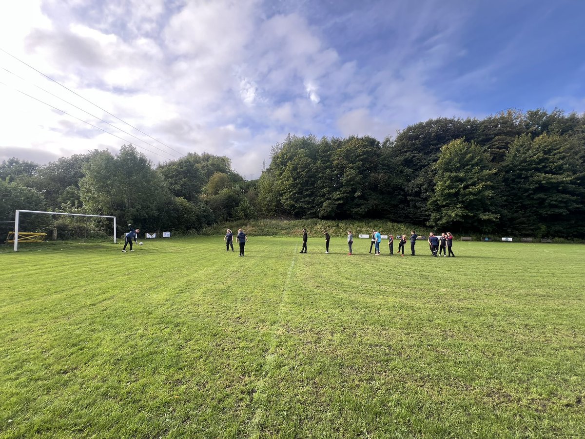 Friday mornings are made for football drills! The students are ready for their football session tomorrow morning to help prepare them for their next inter-school football competition which is taking place in the new year! ⚽️ 🏆