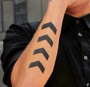 DanielaDLaCruzC's tweet photo. Estas imágenes pasaron de ser algo chistoso entre las directioners a ser algo que recordaremos con nostalgia 
#OneDirection 
 #RIPLiamPayne
Te extrañaremos Liam Payne https://t.co/BFlZz63Beu
