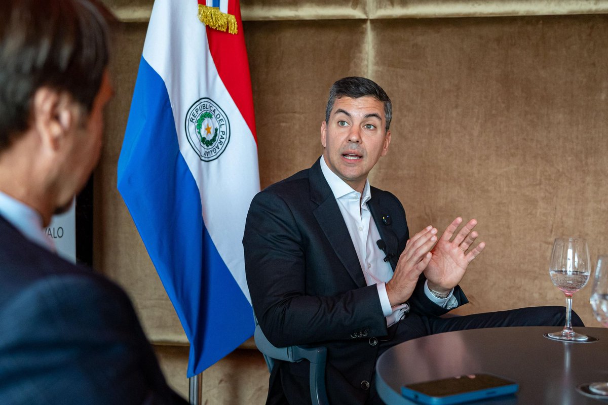 Santiago Peña tweet media