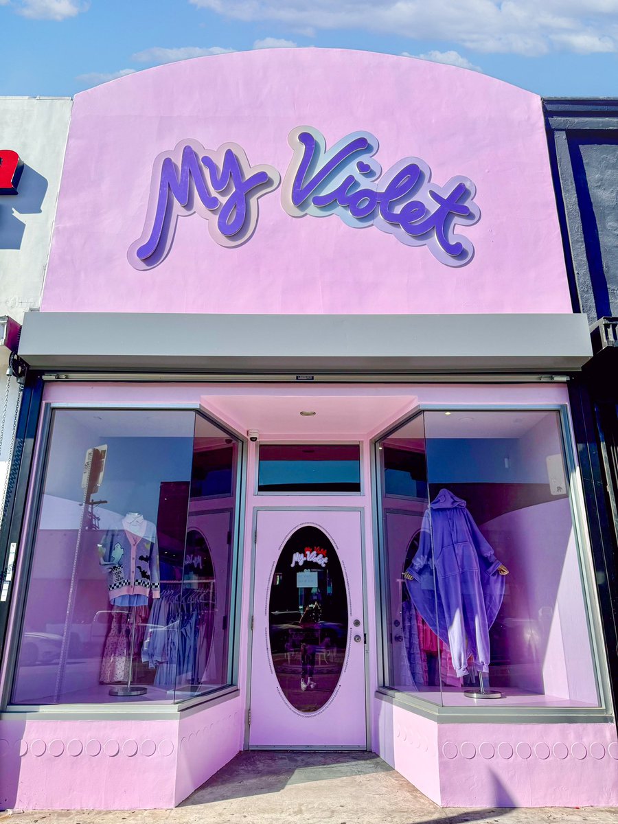 My Violet 💗 tweet media