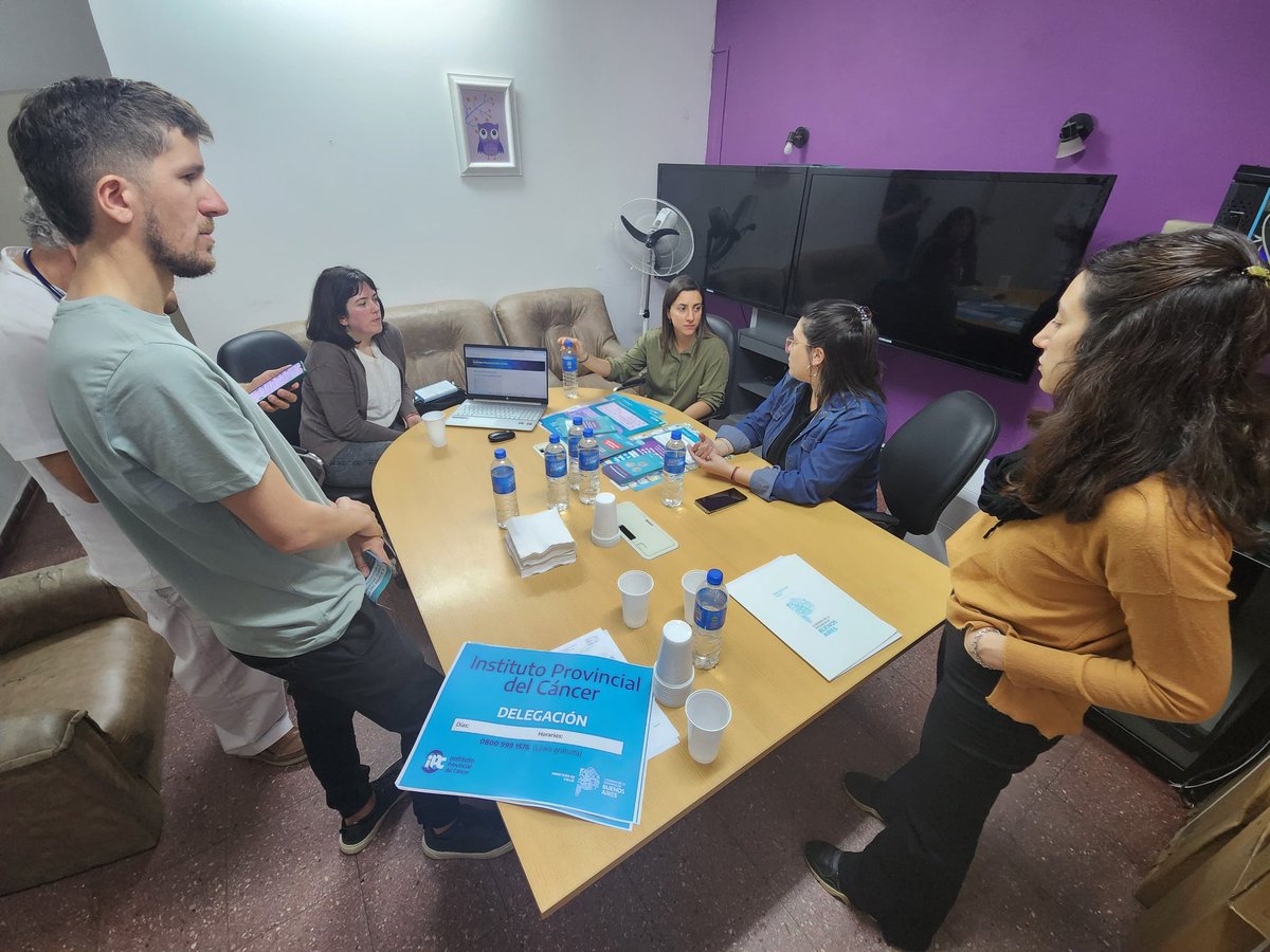 🙌🏻 Realizamos la Apertura de una nueva Delegación del Instituto Provincial del Cáncer en el Hospital Municipal Dr. Ramón Carrillo de #Castelli 

✅Durante la jornada, se capacitó al personal en los procedimientos administrativos para solicitud de medicamentos y tratamientos. ⁣