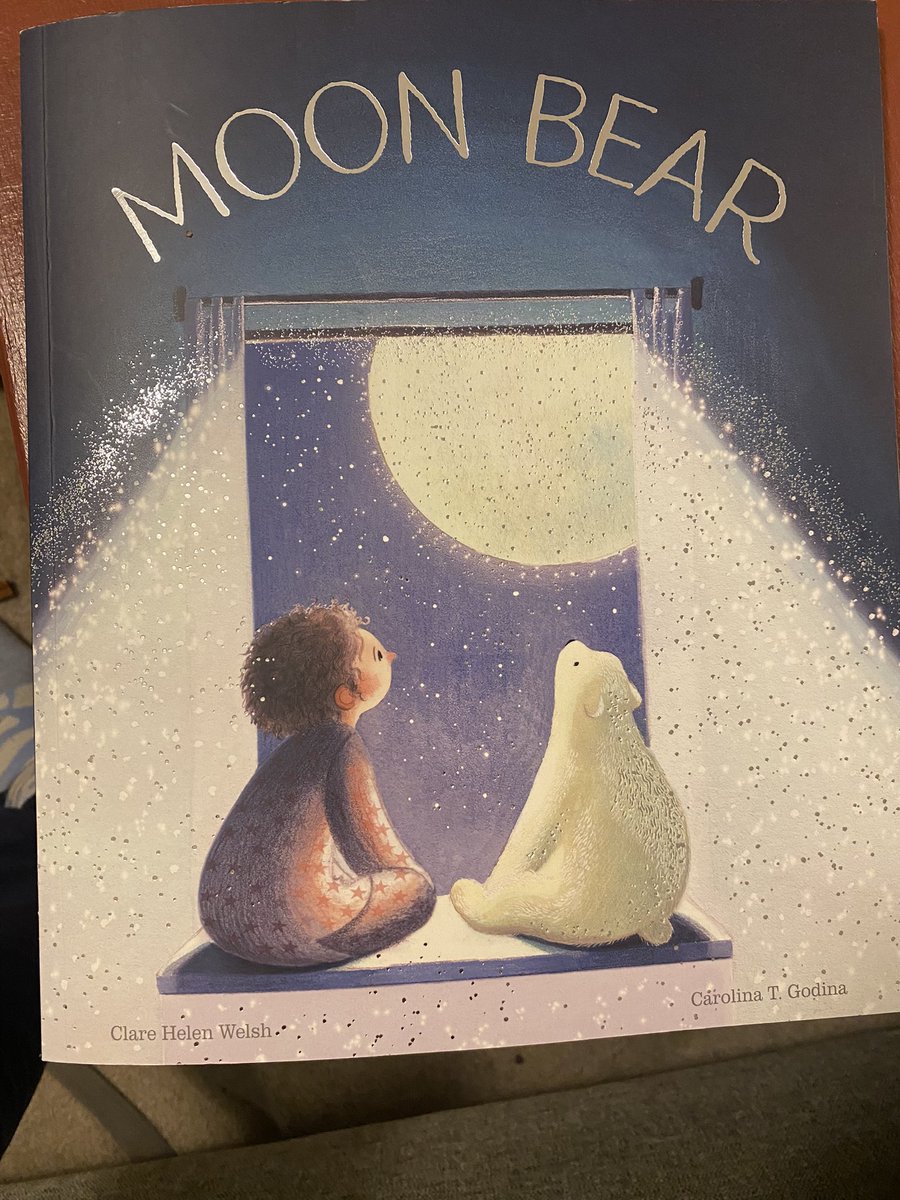 melissacreate15's tweet photo. Thanks @ClareHelenWelsh for copy of this magical bk. Be great for 5 to 8 years. Its a wordless story (with 2 phrases) about a magical bear that a girl meets. So many action’ spreads to explore. #picturebooksmatter @LTeacher123 @AmyGreatrex_RfP @KarlDuke8 @smithsmm @BarbaraEvaV https://t.co/DcjFlvGyWK