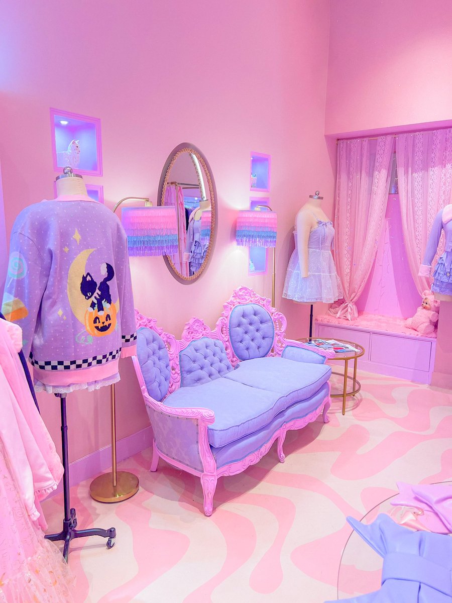 My Violet 💗 tweet media