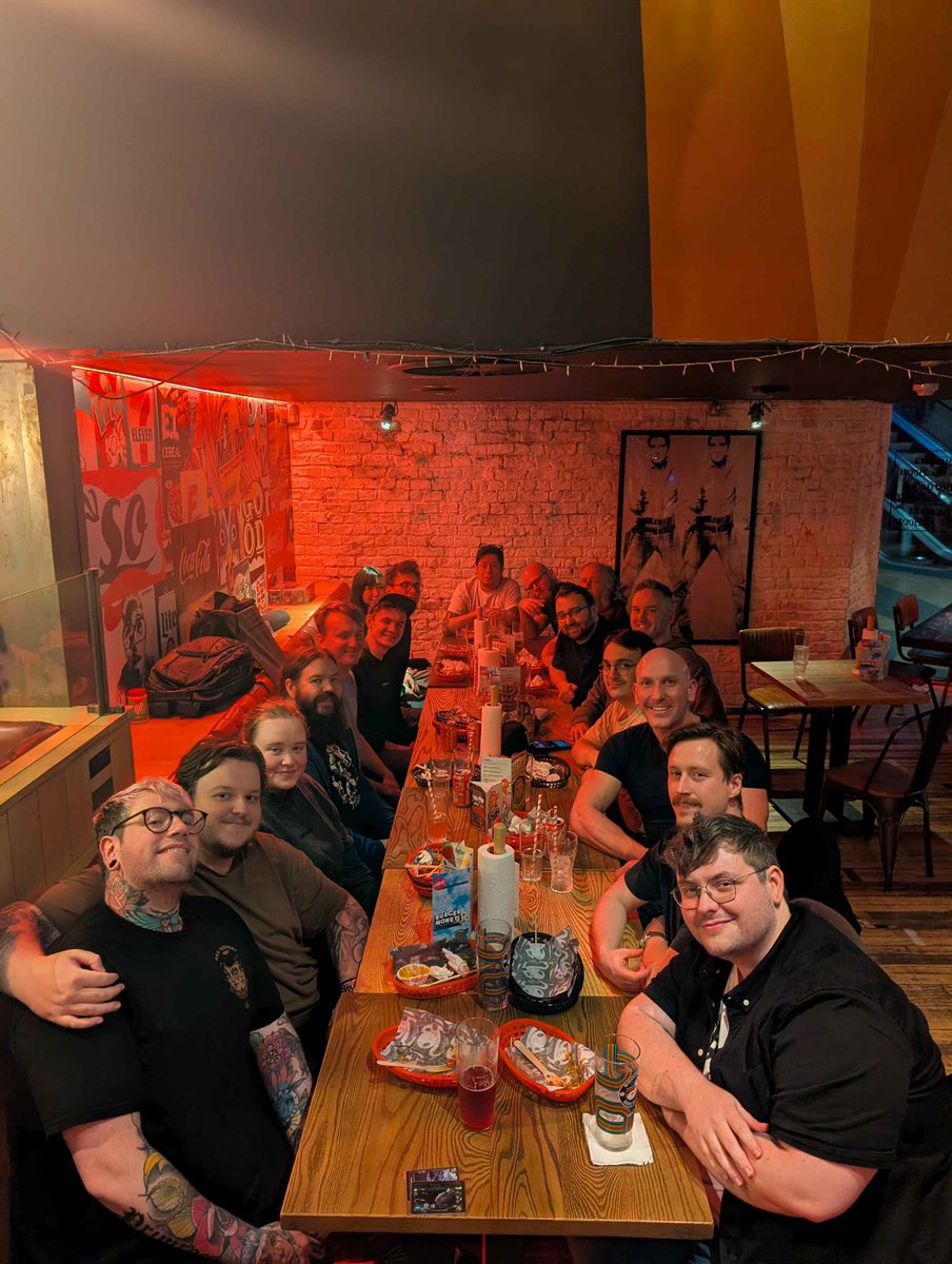 Just landed and I’m already meeting up with so many awesome people.  Hoping to meet more people tomorrow and not come off as aloof due to my terrible social skills. See you guys at the bar citizen! #starcitizen