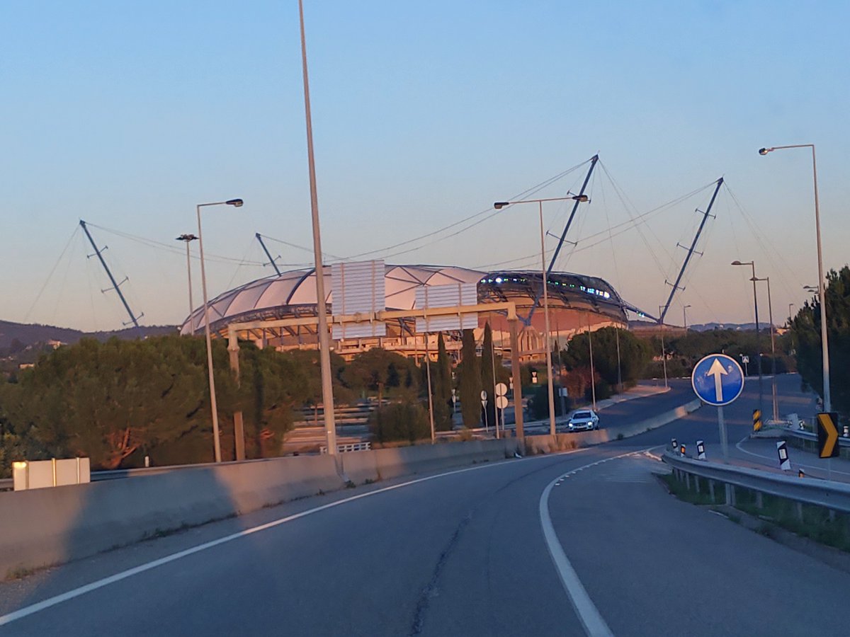 bg_westerink's tweet photo. #FloodlightFriday 
Estadio Algarve - Faro (Portugal) 
⚽ geen vaste clubaccommodatie - regelmatig benut voor interlands https://t.co/CccnL2Dvwf