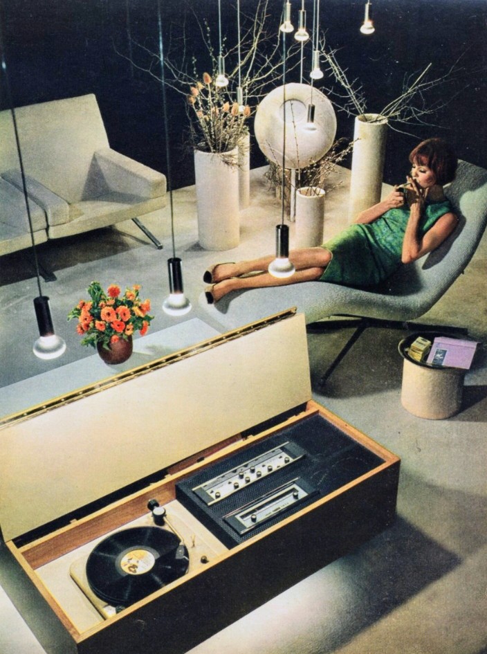 wendyOrourke's tweet photo. Pierre Guariche for Les Huchers-Minvielle, France (1963) https://t.co/x66sKLf36a