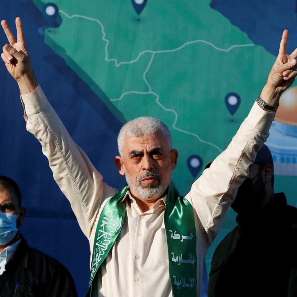 The message to our Zionist enemies is that the heart of the resistance is alive, sinwar martyred
as a hero♥️♥️♥️🇰🇼🇰🇼🇰🇼