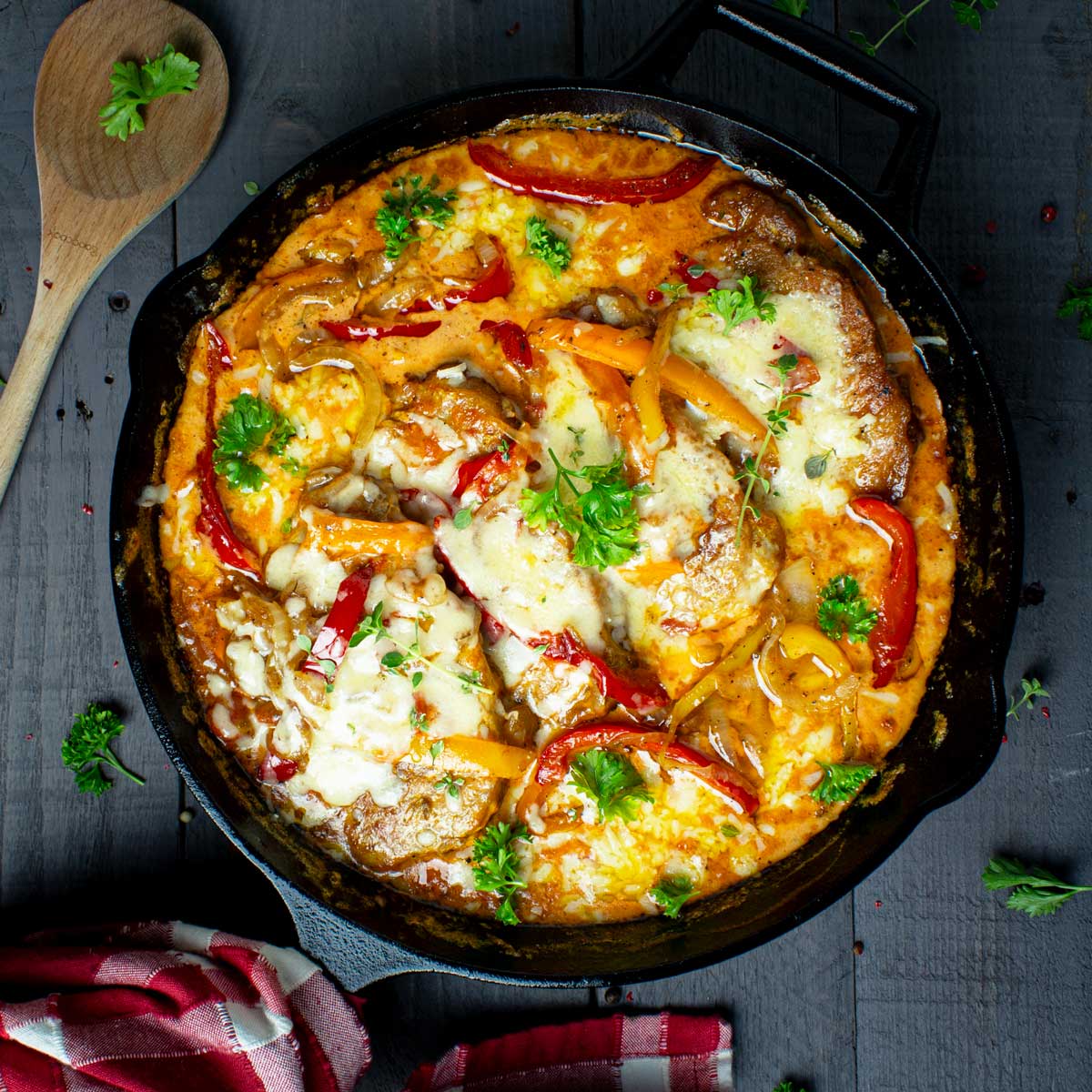 Pork Schnitzel in Pepper Sauce (Paprikaschnitzel) all-thats-jas.com/skillet-gypsy-… via <a href="/all_thats_jas/">All that's Jas</a>