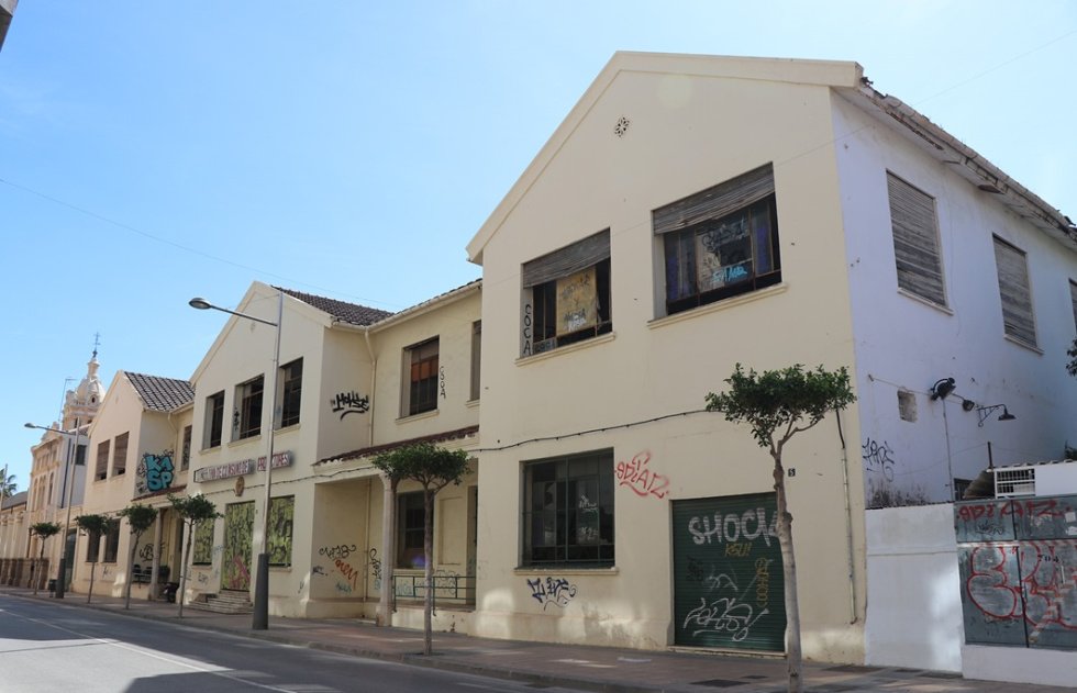 🧑‍🦳Llum verda a la transformació de l'antic economat dels Alts Forns de Sagunt per a destinar-lo a recursos per a persones majors comarcalcv.com/art/364819/llu…