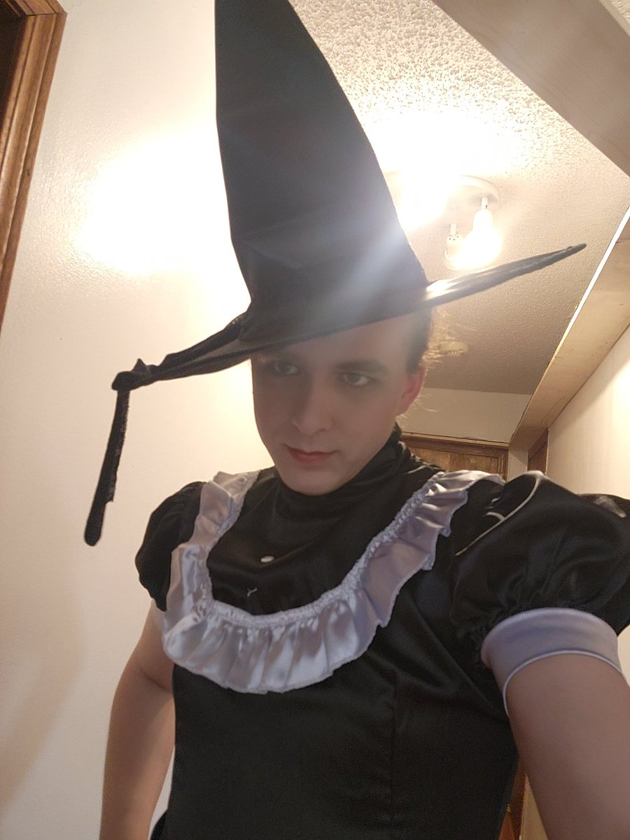 sissy_precious's tweet photo. The hat was a good add

#sissy #sissymaid #abdl #diapersissy #sissybaby #sissyslave #liveinsissy https://t.co/gJ6l11Sekr