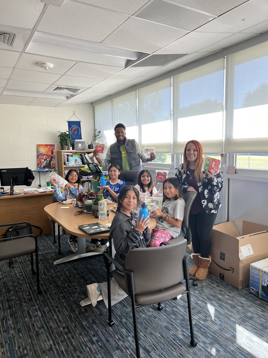 Ms. Kekoler (@a_kekoler) on Twitter photo These students came up with an entire business plan at the end of last school year and presented it to <a href="/ro2till/">Rolando Tillman</a> ! I am so proud of my former students as they begin planning with Mr. Tillman for their school store! <a href="/GuilfordEle/">Guilford Elementary School</a> <a href="/LCPSOfficial/">LCPS News</a> These students came up with an entire business plan at the end of last school year and presented it to <a href="/ro2till/">Rolando Tillman</a> ! I am so proud of my former students as they begin planning with Mr. Tillman for their school store! <a href="/GuilfordEle/">Guilford Elementary School</a> <a href="/LCPSOfficial/">LCPS News</a>