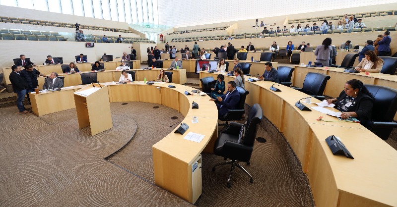 CongresoGto's tweet photo. #SesiónDePleno 🏛️ | Presentación de la Minuta Proyecto de Decreto en materia de salarios, que remite la Cámara de Senadores del Congreso de la Unión.