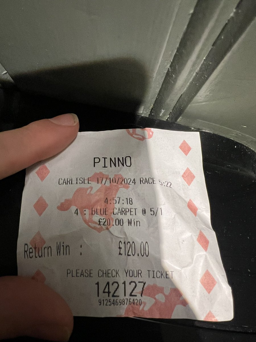 jacklofthouse1's tweet photo. @BookieBaz @CarlisleRaces You able to pay me out pal I left the course early https://t.co/P4JEYqIlSh