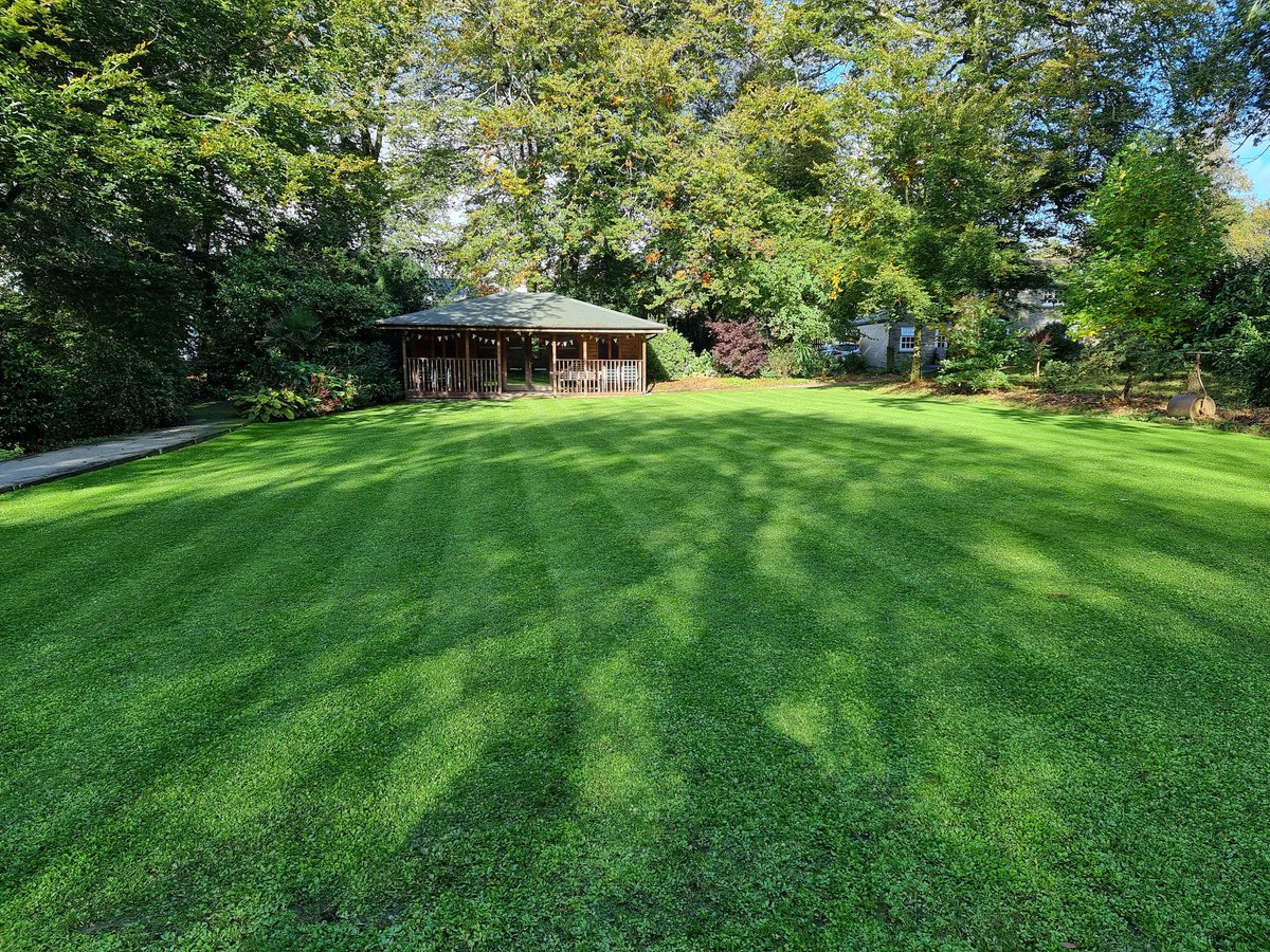 Probably the last decent cut of the year for the games lawn today. #lawns #gardening #patchoftheday #Cornwall #RoselandParc