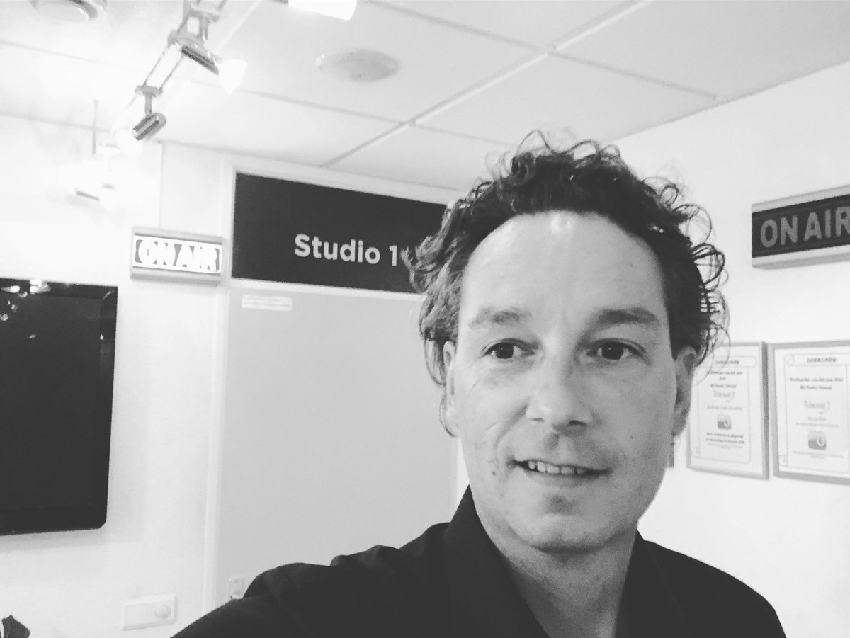 Zometeen live op Radio Ideaal, in gesprek met Lammert Blikman over de Gemeente Bronckhorst en politiek.