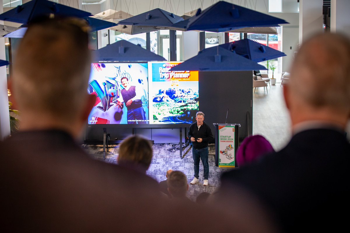 EdmontonUnltd's tweet image. It’s Day 3 of #StartupWeek, and we know some may be moving a little slower after an epic #LaunchParty15 last night (more on that soon 😉), but we wanted to take a moment to send a warm 🇨🇦 thank you to our friend Chris Heivly for kicking off the week with an inspiring keynote. 💥