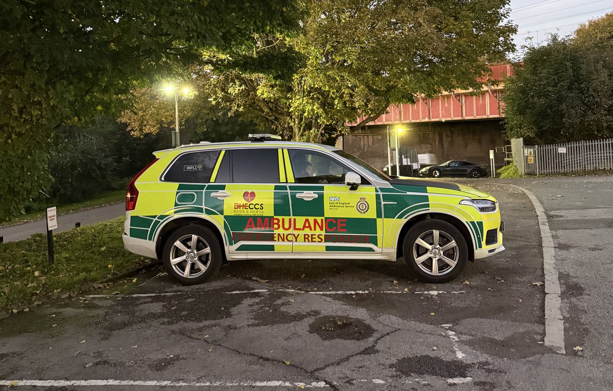 BHECCS's tweet photo. James and Ben on duty #BHER01 this evening until 0200 

Some exciting BHECCS/@EastEnglandAmb Emergency Responder news in the pipeline courtesy of @_Tom_A_Ward @t_riple9 

Watch this space! 👀 https://t.co/u6ZqlaqRHT